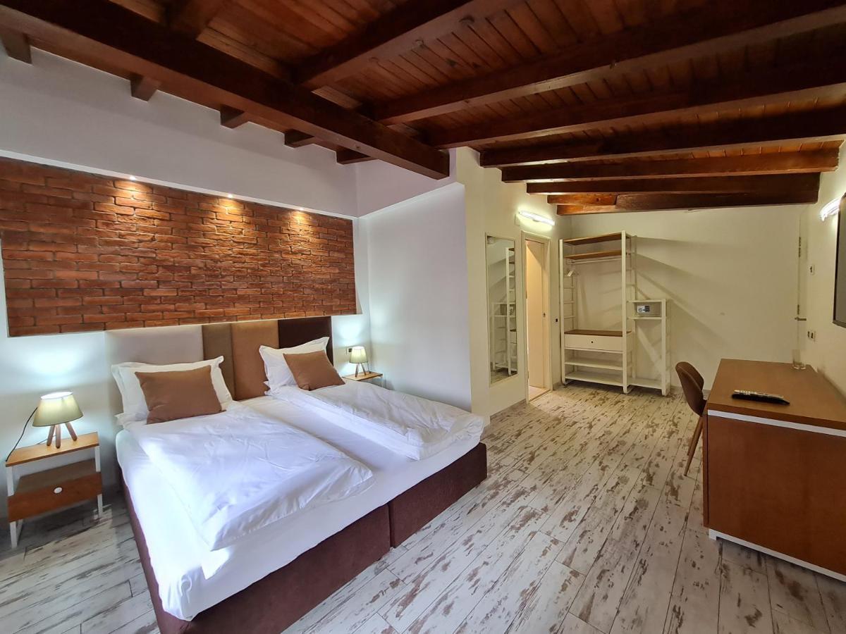 Hotel House K21 Sofia Esterno foto