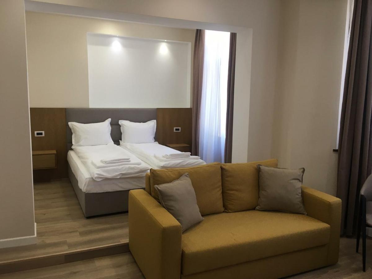 Hotel House K21 Sofia Esterno foto